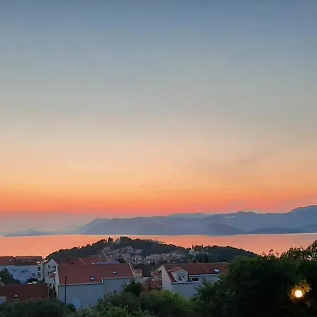 Grace - Sea View Πανσιόν 3*