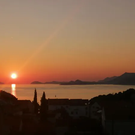 Grace - Sea View 3*