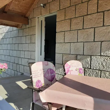 Guest house Grace - Sea View 3*